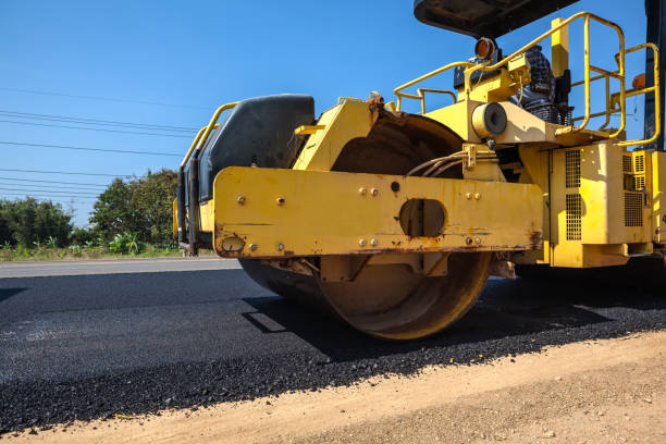 Best Affordable Driveway Pavers  in Lyons, KS
